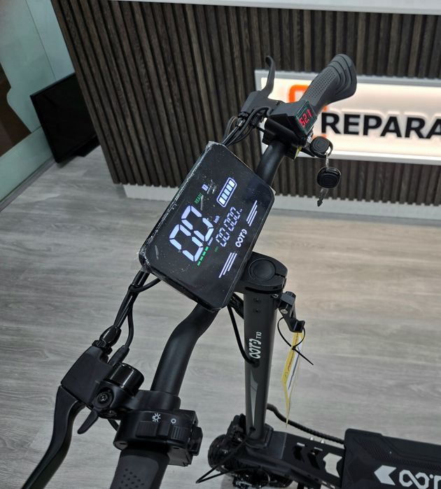 Trotinete Elétrica OOTD T10 [ NOVA ]