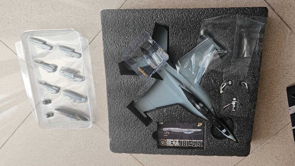 F/A-18 Super Hornet Jolly Rogers – JC Wings – VFA-103 – 1:72 – NOVO