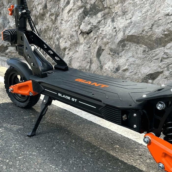 СУПЕР ЦІНА‼️Електросамокат GIANT GT Blade PRO Sport 1600W, 18/26Ah