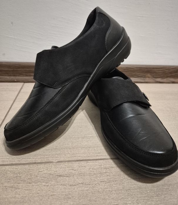 Buty SOLIDUS na szeroką stopę, czarne, skórkowe, na rzep, rozm.42,5