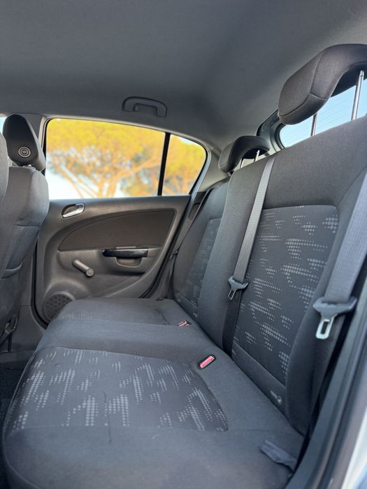 Opel Corsa 1.3 Cdti - 2011 - Garantia 18 meses
