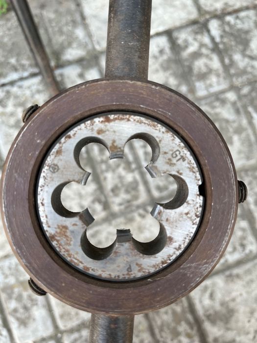 Продам плашки (лєрки) з тримачами нові