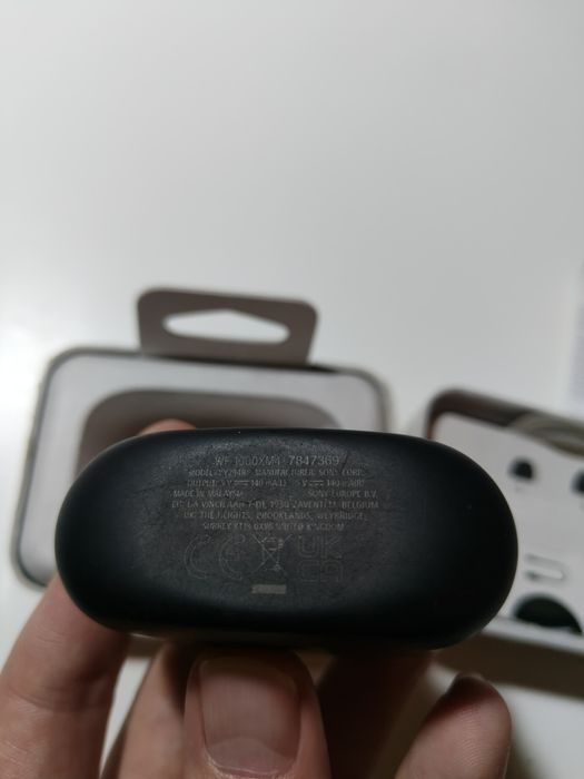 Słuchawki Sony wf 1000xm4 dobry stan