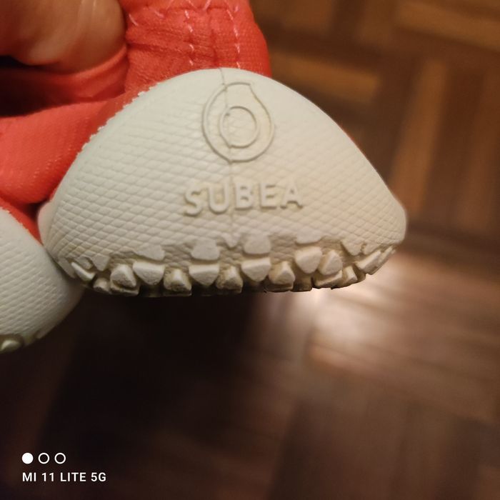 Aquashoes Decathlon 38/39436155234879416322