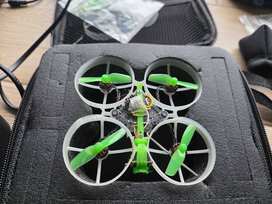 Moblite 7  dron.