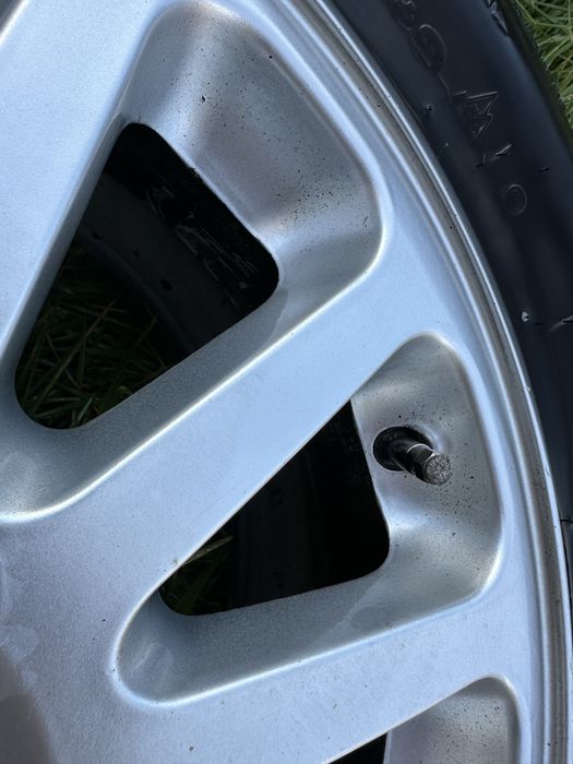 Felgi z oponami Imperial całorocznymi