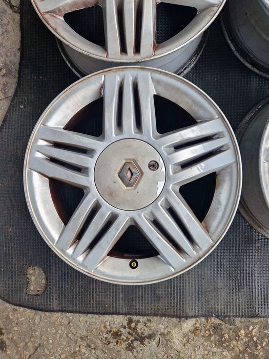 Jantes Renault 16"