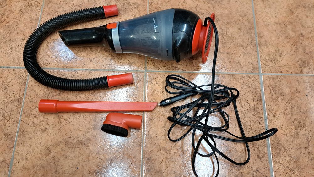Odkurzacz samochodowy Black&Decker