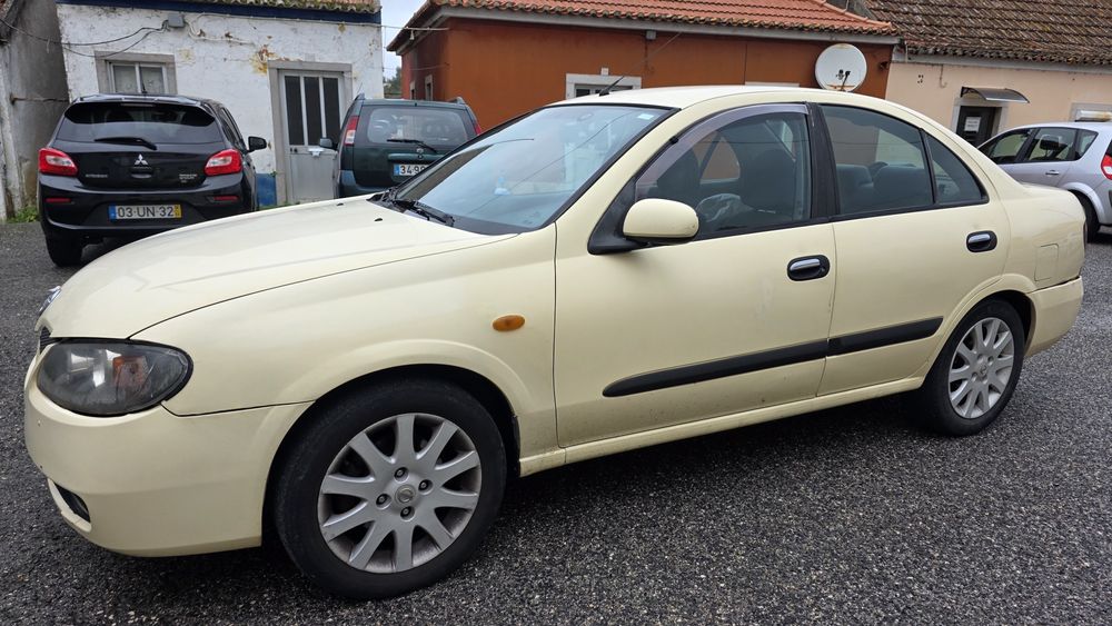 Nissan Almera N16 Sedan