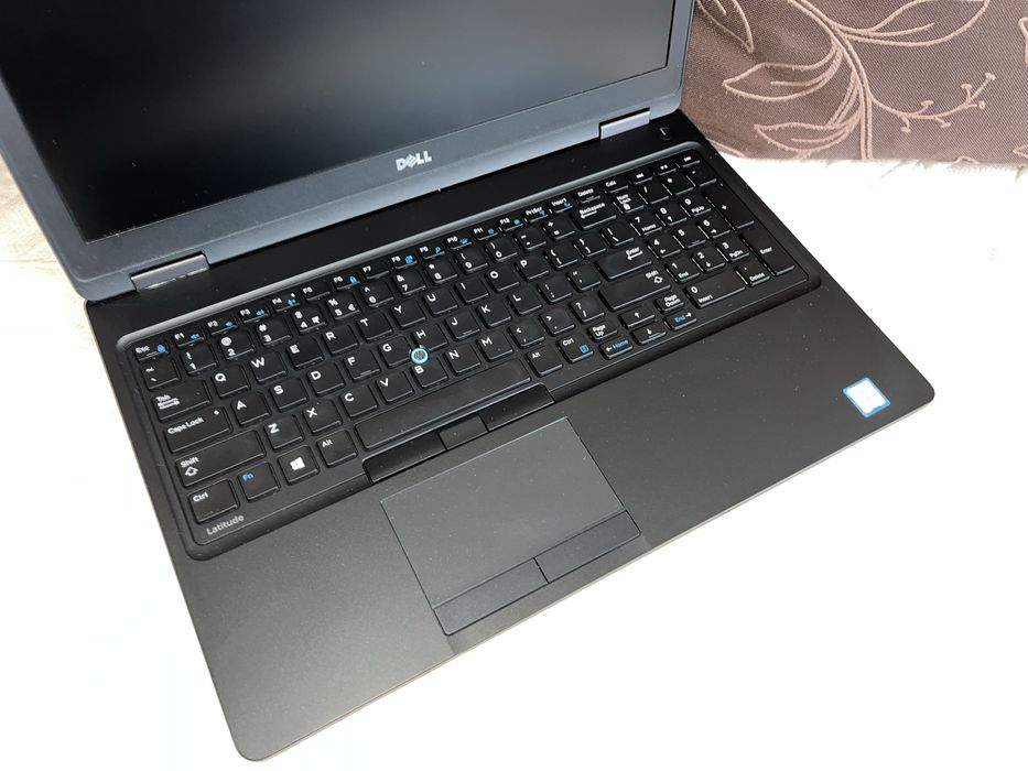 Dell Latitude 5580 i5 16 Gb Ram 256 Gb SSD Świetny stan
