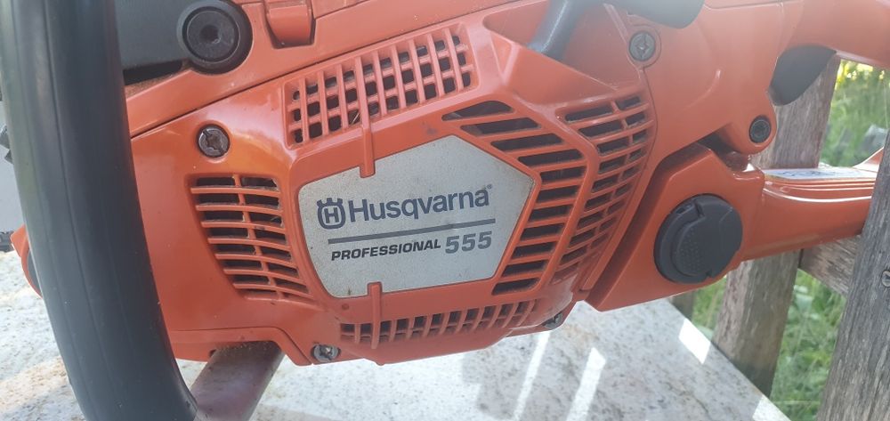 Pilarka Husqvarna Professional 555