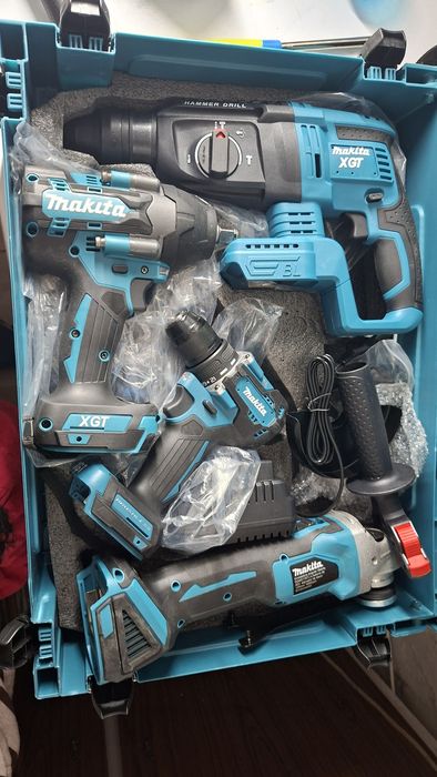 Caixa kit makita complata