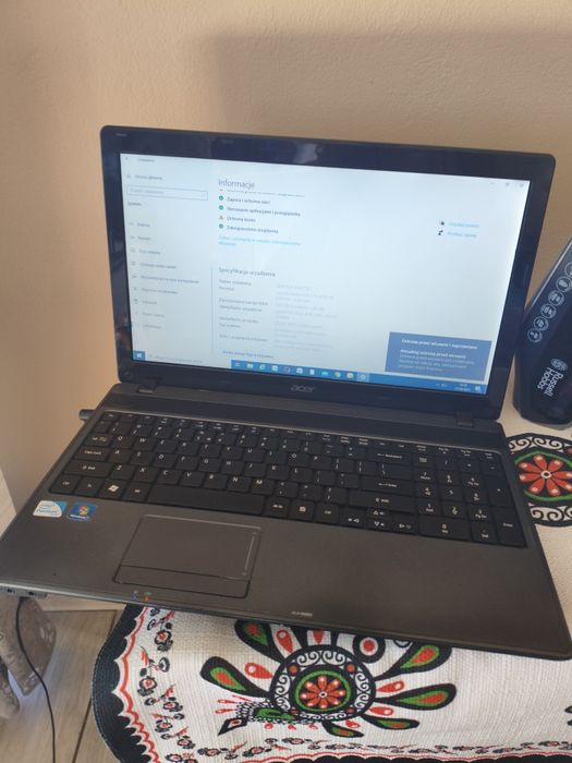 Laptop Acer aspire 5749