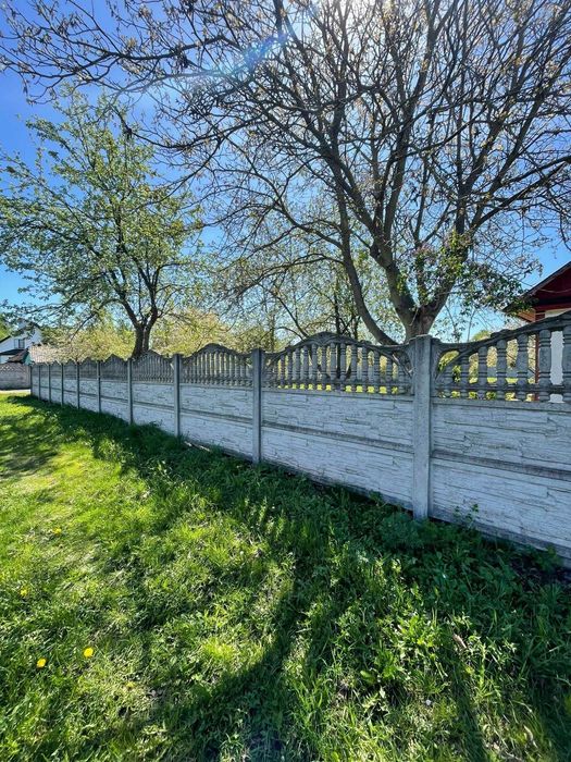 Цегляний будинок в с. Сілець, 7 км від Шептицького