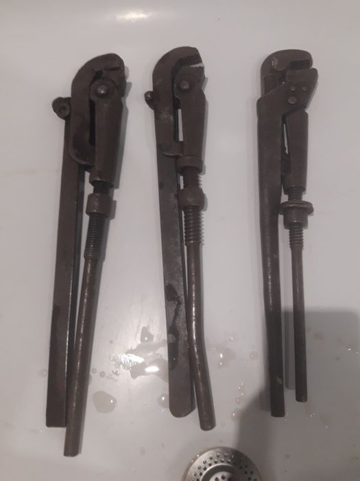 Разводные ключи, большие