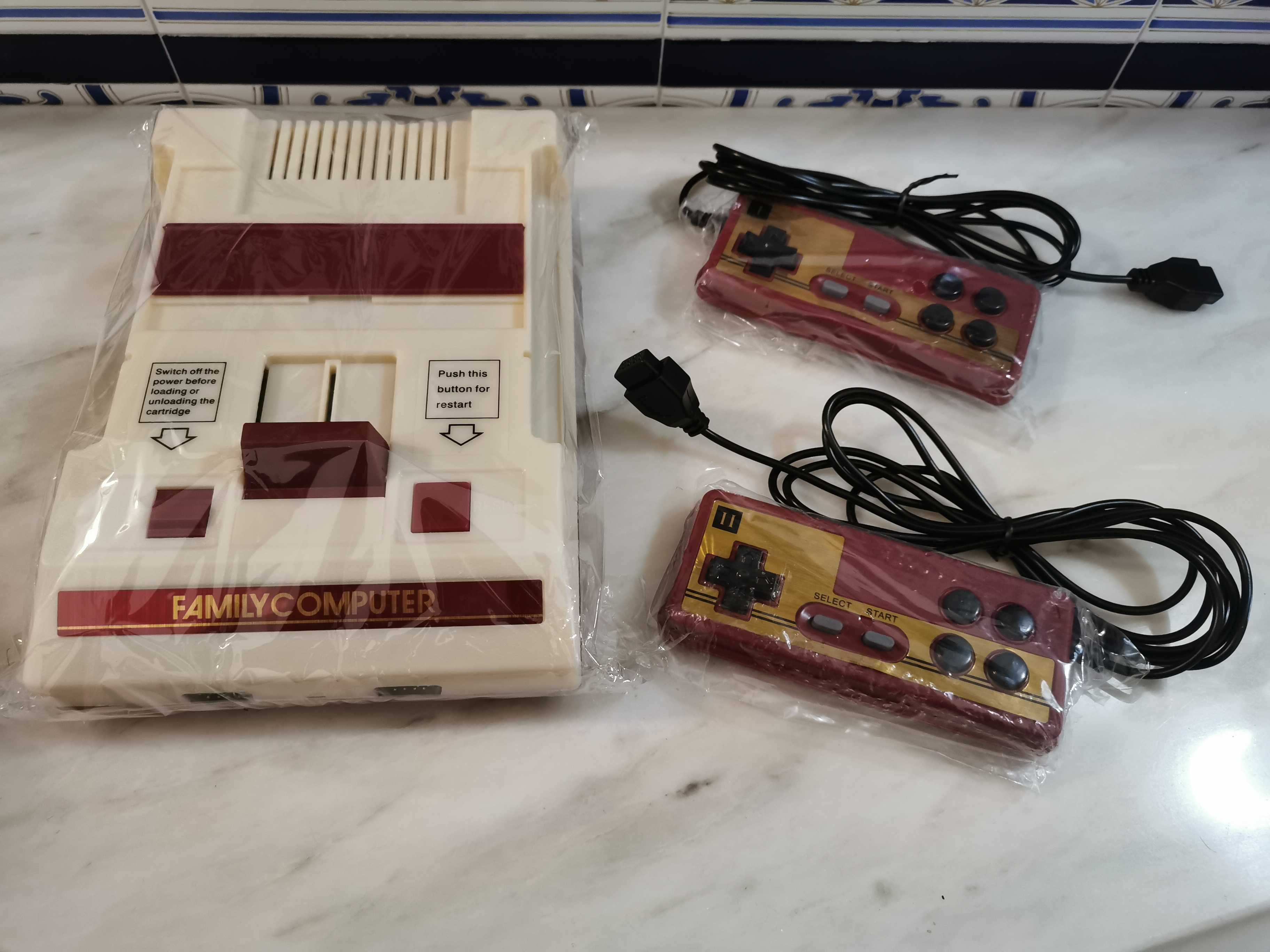 Consola Vintage Family Game c/ 1001 Jogos (Impecável) Lumiar • OLX  Portugal