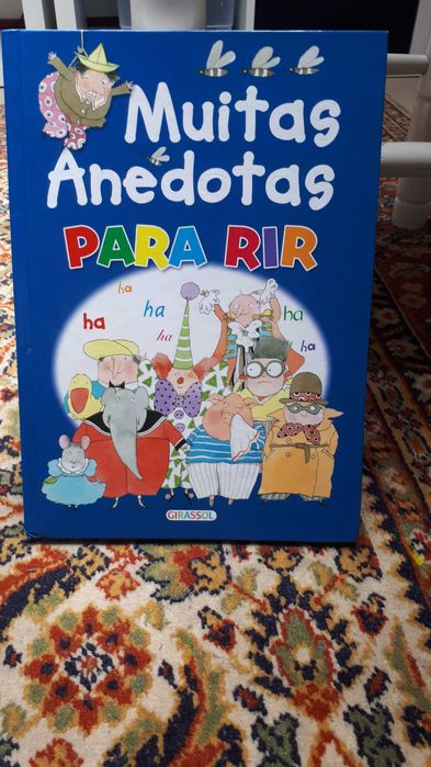 Livro muitas anedotas para rir