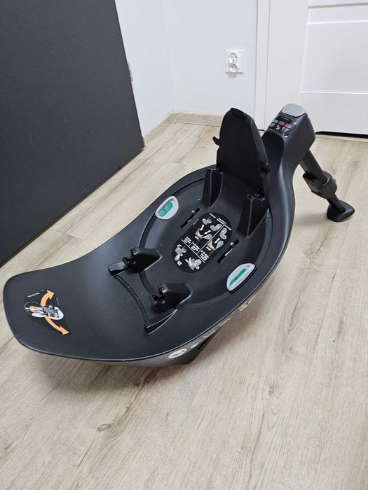 Cybex Cloud Z i-Size + obrotowa baza ISOFIX Cybex