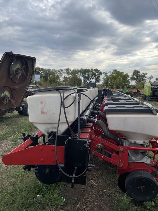 Сіялка пневматична  Massey Ferguson MF555 обмін на авто