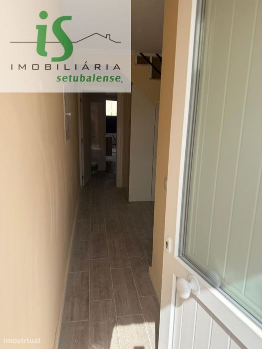 Moradia T4 Transformada Em T3 | Totalmente Remodelada | Casal De Figue