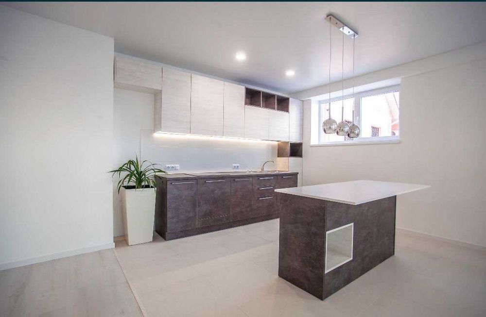 Продаж квартири 124,4м в новобудові з орендарями на лівому березі