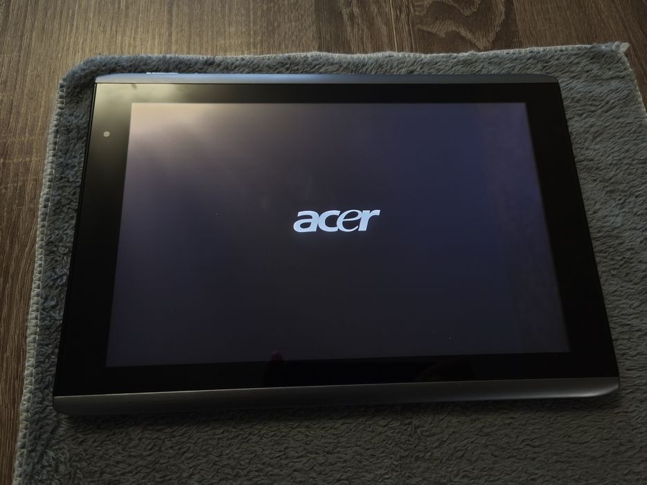 Планшет Acer. 10.1"