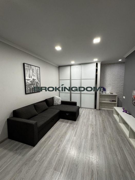 1 кім. кв.вул.Бастіонна 10.Печерськ