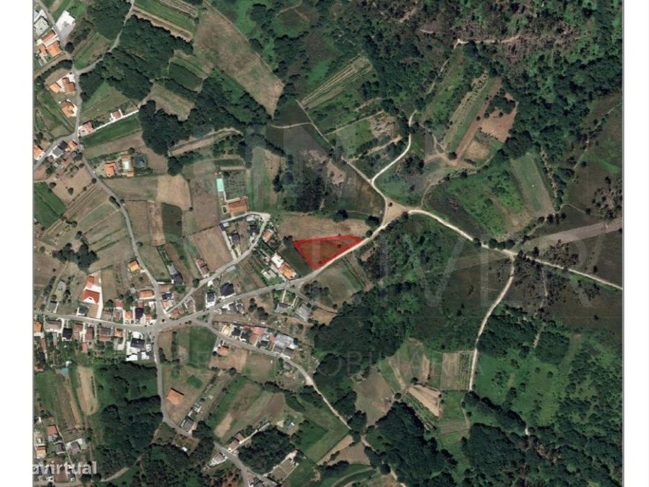 Terreno 1.592 m² em São Pedro da Torre . — São Pedro da Torre, Viana do Castelo