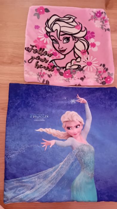 Poszewki  na poduszki  Krainy  Lodu