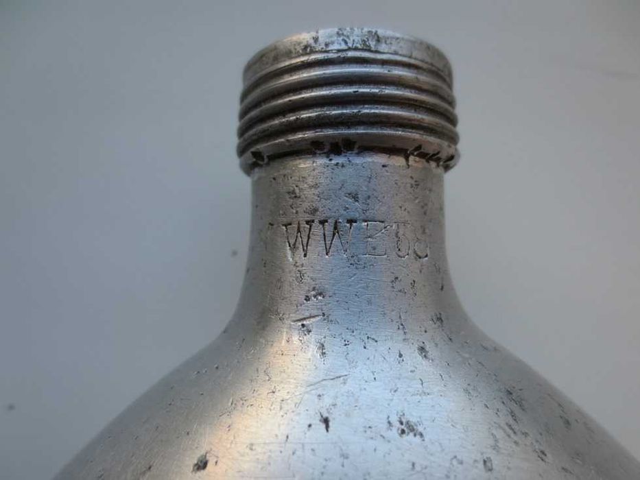 Фляга военная WWE38 б/у без крышки