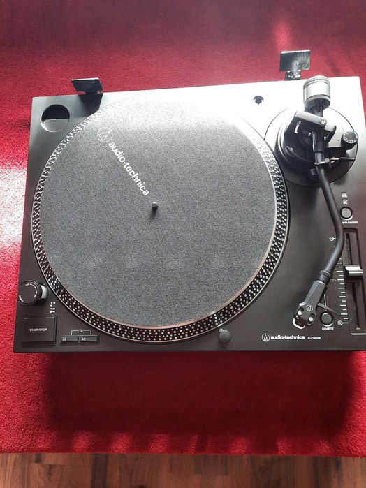 Gira-discos Audio-Technica AT-LP120XUSB