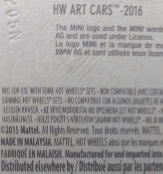 Conj 2 hot wheels sairam no ano 2015 morris mini