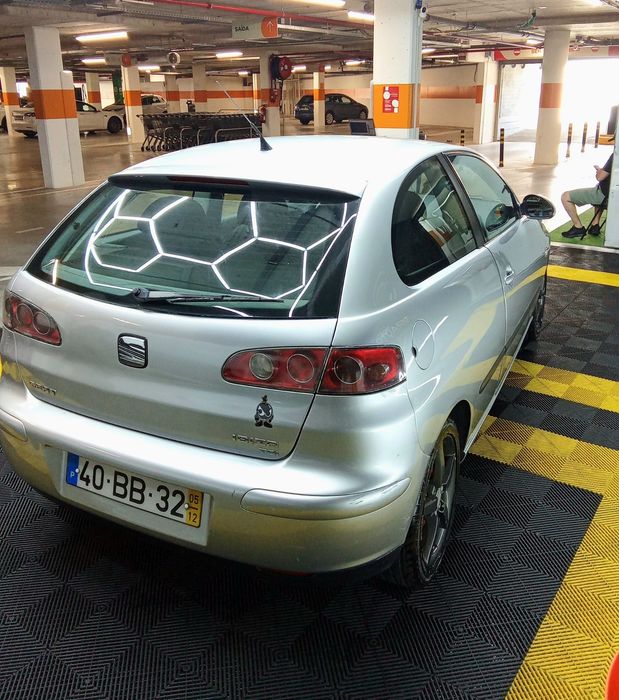 Seat Ibiza 1.4TDi 80cv 5Lug Nacional 05 — photo 4
