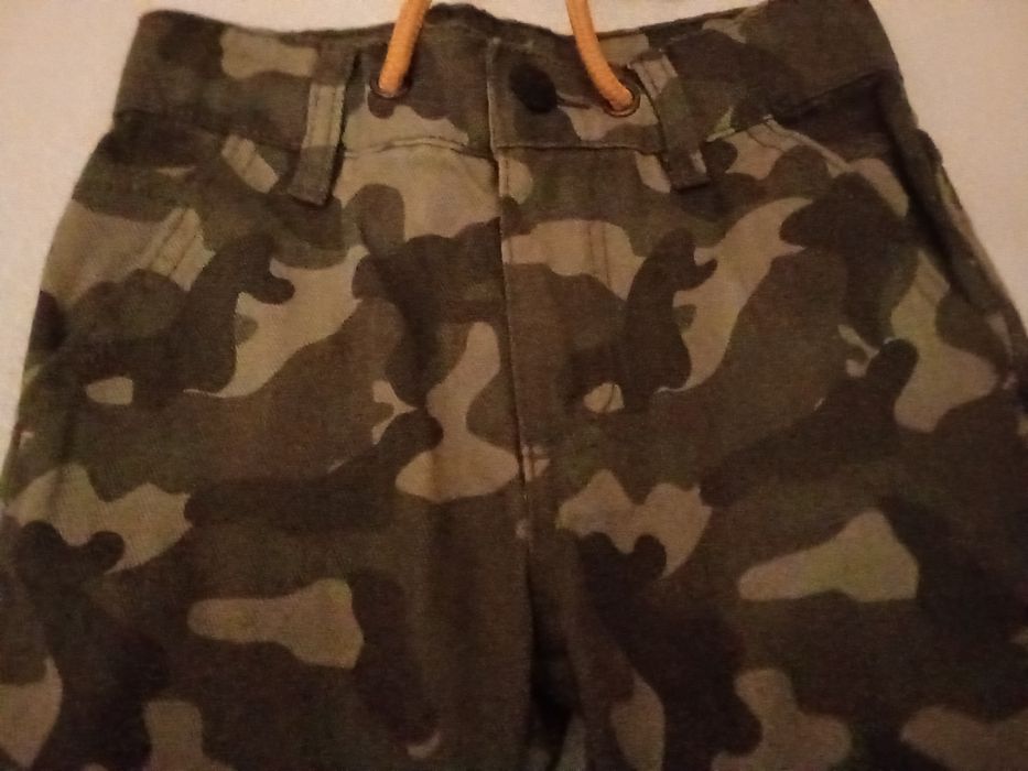Calças camuflado menino 5 anos
