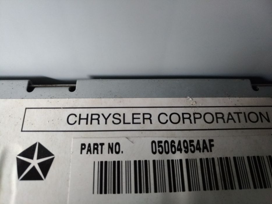 Auto Rádio Chrysler Jeep Wrangler 05064.954AF CD/DVD MP3