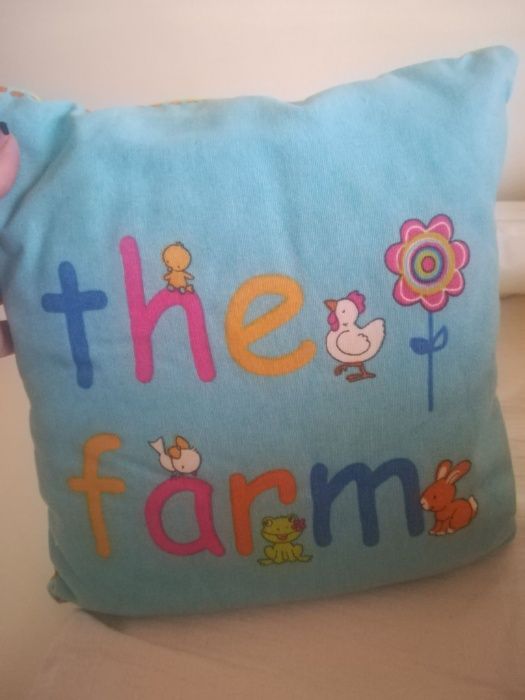 Small Baby/Child Pillow, Theme "The Farm / A Quinta"