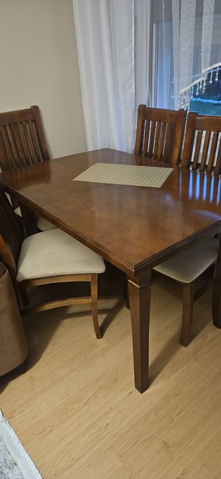 Stół z krzesłami Kent