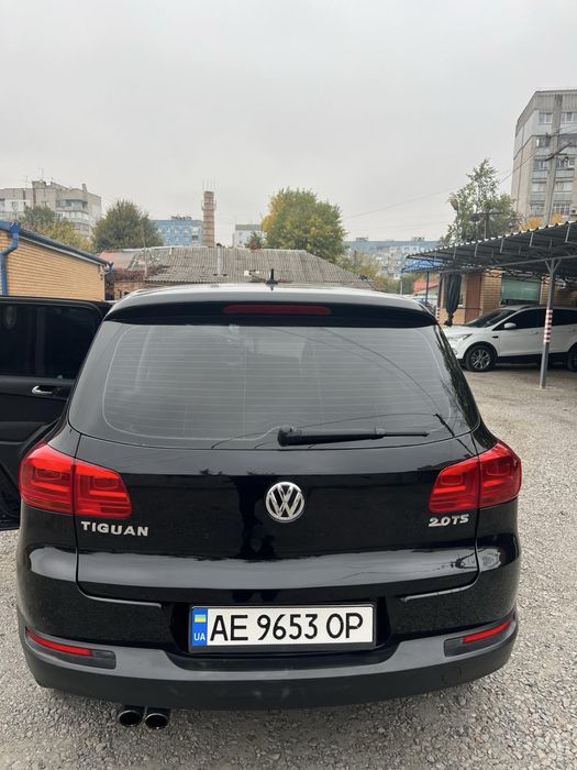 Продам Wolkswagen Tiguan 2011