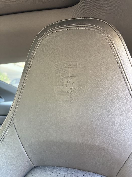 Porsche carrera 992