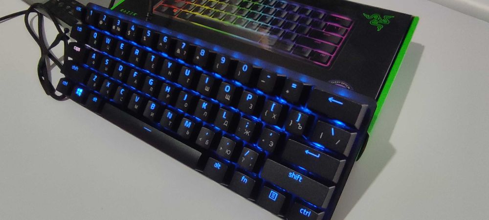 Razer huntsman mini purple switch
