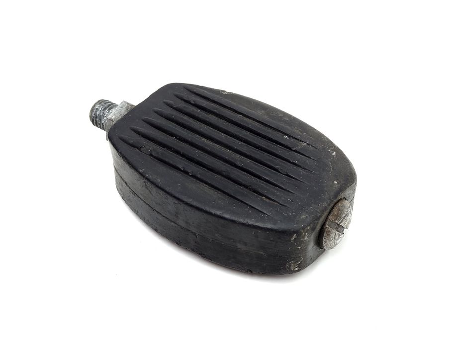 Lewy pedał gumowy ZZR Romet Bobo Żabka Diksi PRL dziecięce rowerki