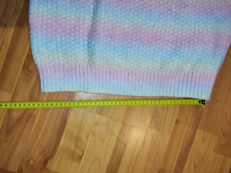 Sweter damski tęczowy