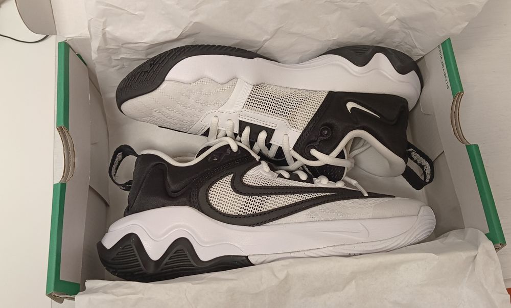 Giannis immortality 3 branco e preto tam 36