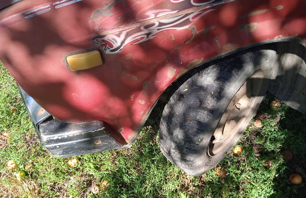 ВАЗ 21074 1987 р.в. червоний фаркоп газ пропан бензин на ходу димить