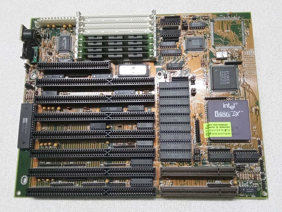 [PC Vintage] Motherboard 486DX 33mhz + 4mb RAM