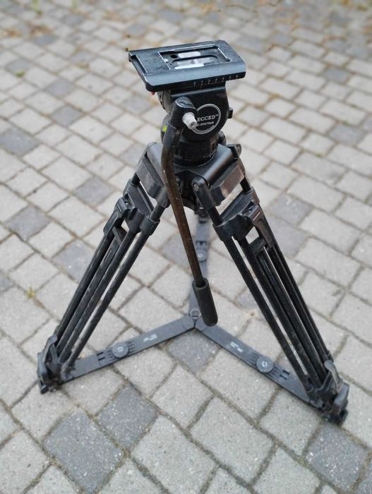 Profesjonalny statyw do kamery DV/aparatu