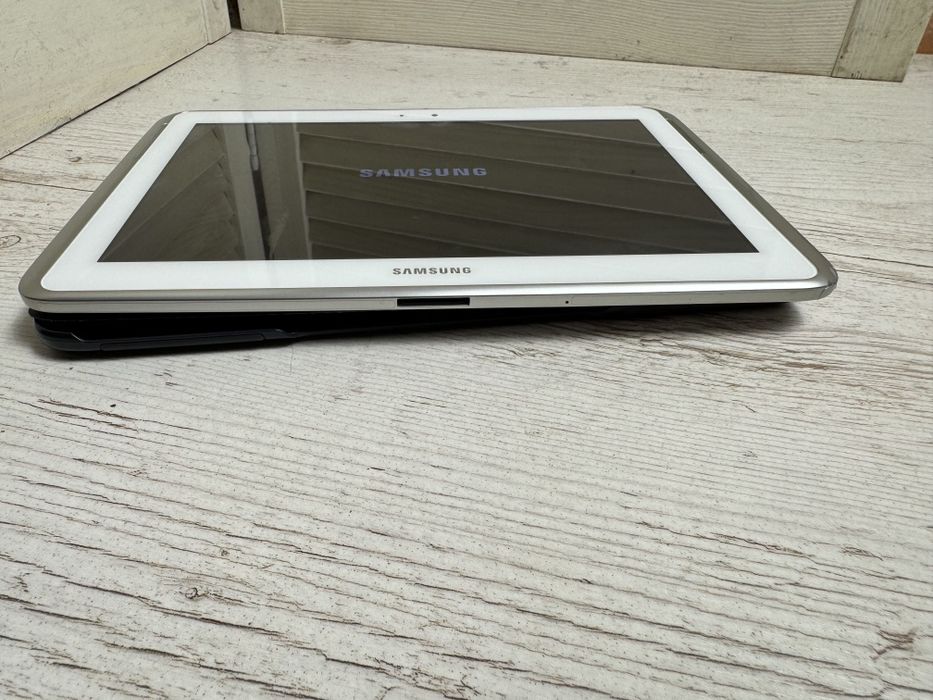 Планшет Samsung Galaxy Note 10.1
