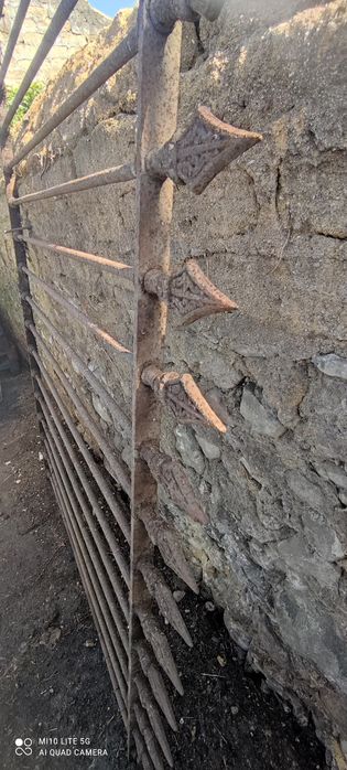 Gradeamento em ferro