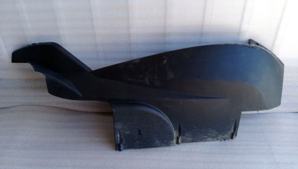 suzuki burgman 125 k7 podłoga osłona pod stopień