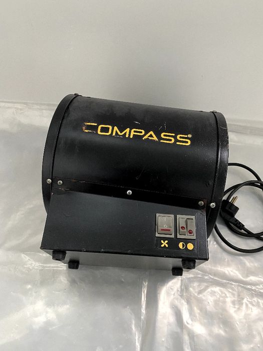 Тепловая пушка Compass EH-30 тепловентилятор промышленный